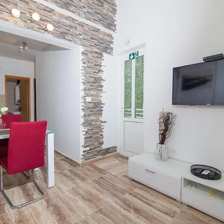 Apartment Gojka *