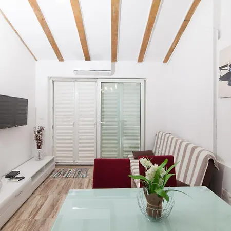 Gojka Apartment *