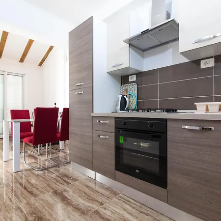Gojka Apartment *